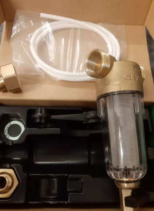 Гейзер Бастион 111 для холодной воды 1/2